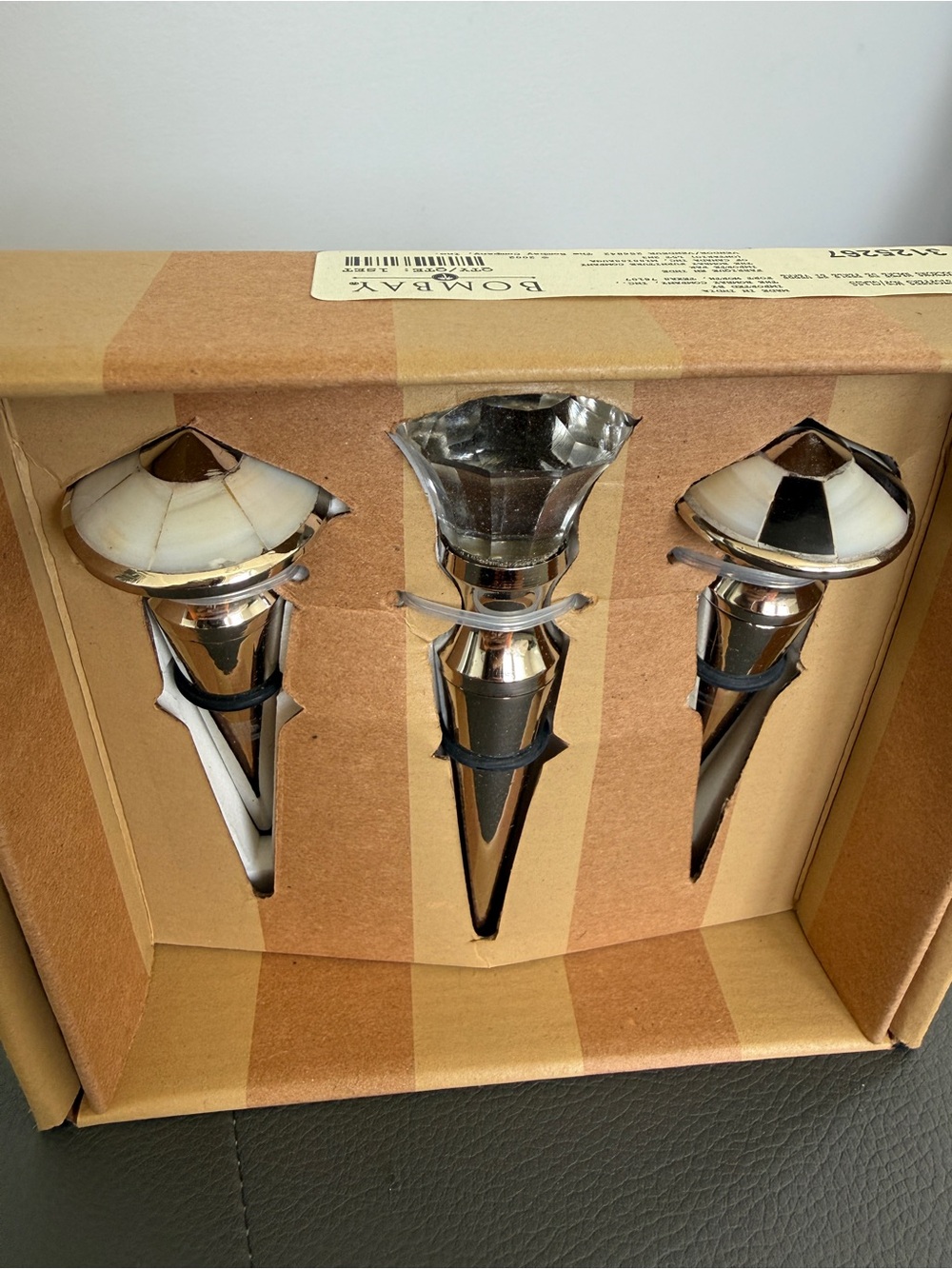 New NWT Bombay Co glass diamond MOP mother of pearl steel bottle stoppers set 3